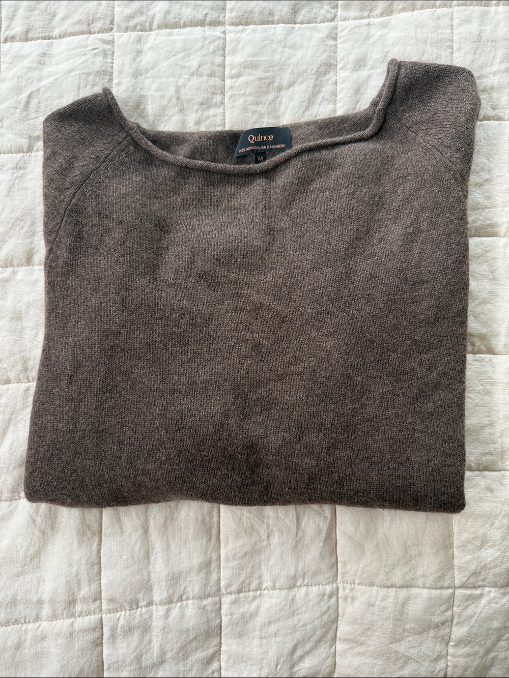 Quince Women’s Crewneck Cashmere Sweater — Dark Brown